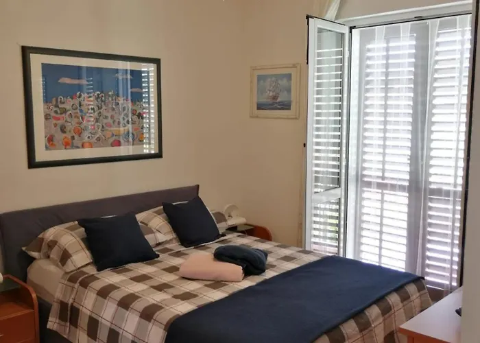 Insideout Apartment